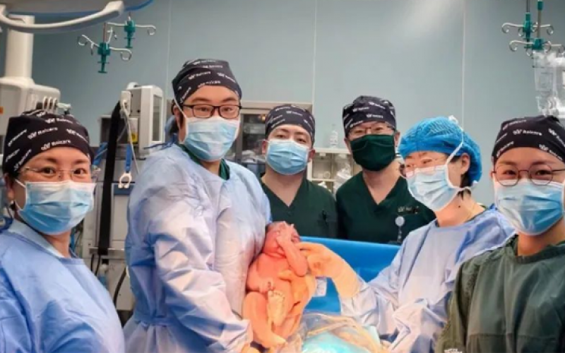 坚守岗位，迎接93名“龙宝宝”！安联医护的春节“热辣滚烫”